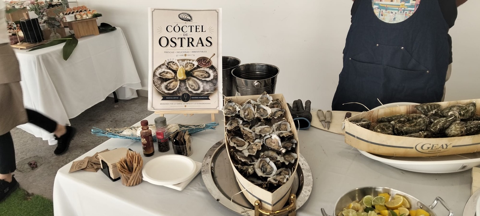 Cóctel de ostras servido en un evento de Todo Horeca GourmeT