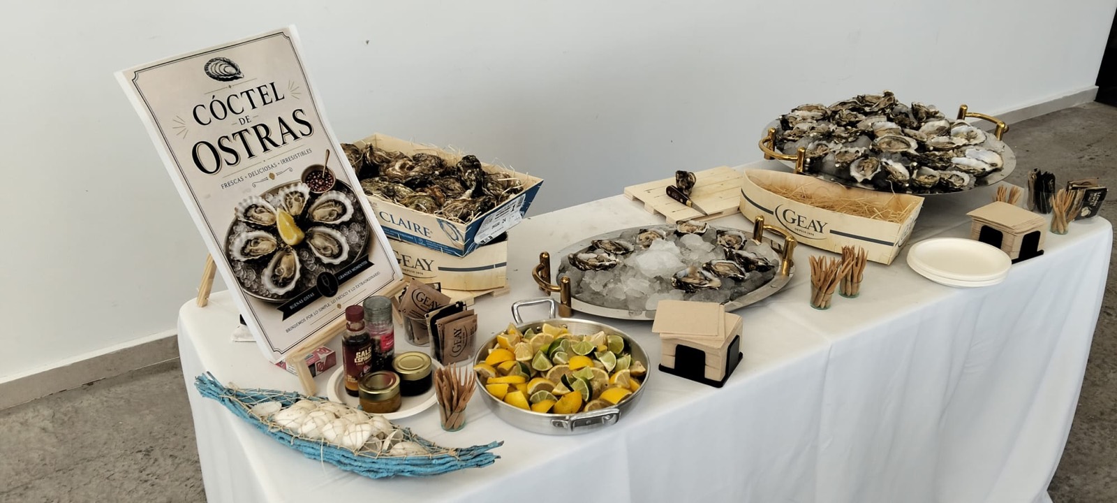 Mesa de cóctel de ostras Todo Horeca GourmeT